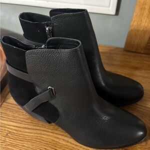 American Rag Womens Ashlyn Black Leather Suede Side Zip